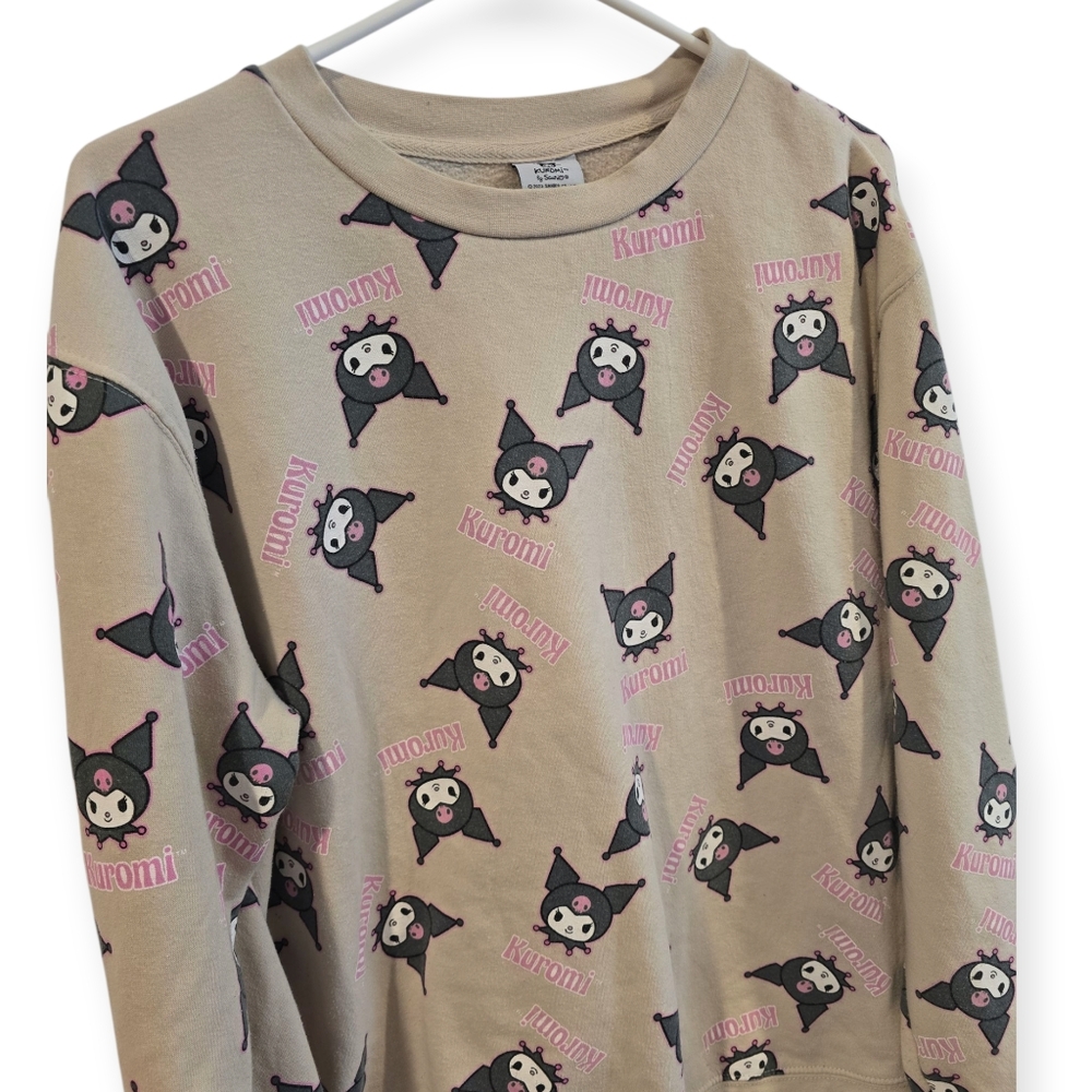 SANRIO Oversized Kuromi Sweatshirt Size Medium - Picture 2 of 7